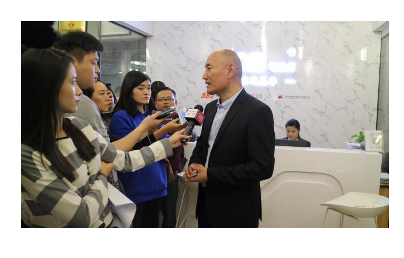 月兒彎月嫂加盟值得加盟嗎?和社區邦對比如何