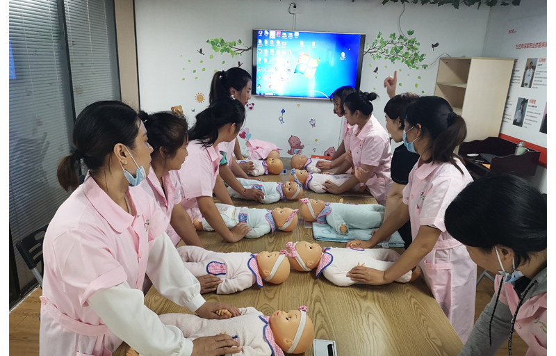 家政福利:月嫂培訓視頻，速搶那個